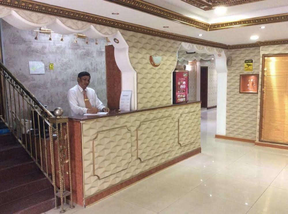 Dana Hotel Доха Екстериор снимка